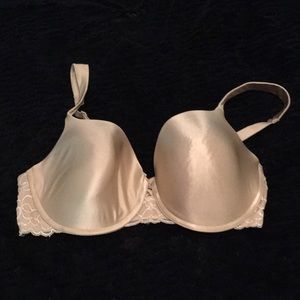 Self expression by Maidform